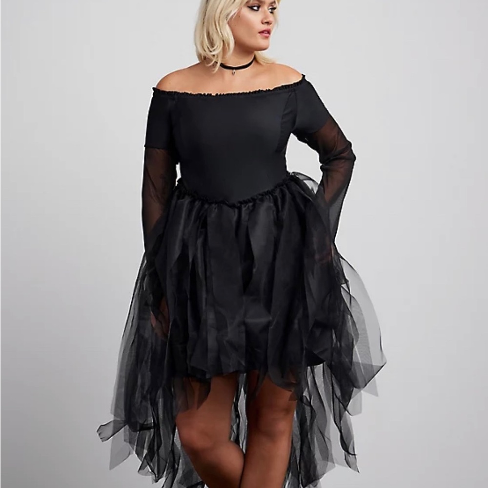 Torrid Halloween Costume Hi-Low Off the Shoulder Dress size 1